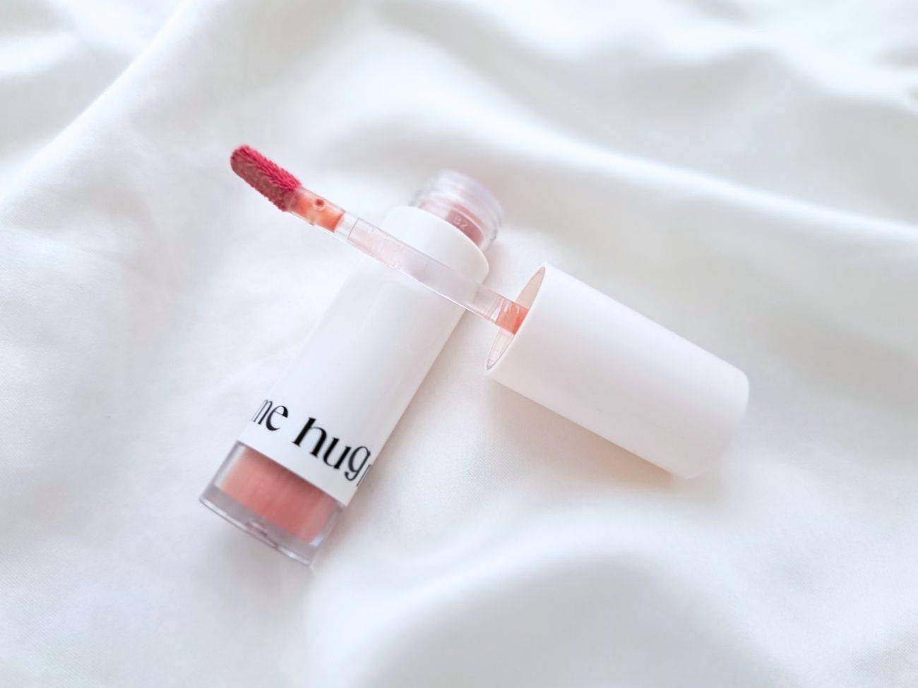 up2me(アップトゥミー) ハグマイリップ カラーロックプランパー 108 キスアンドチアーズ