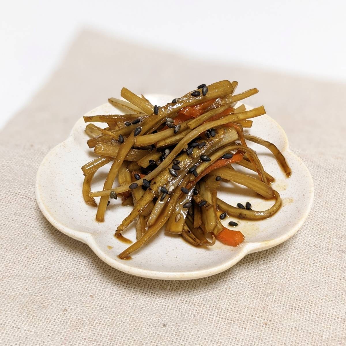 JAグループ公式の「ごぼうと人参のすっぱ炒め」のレシピ