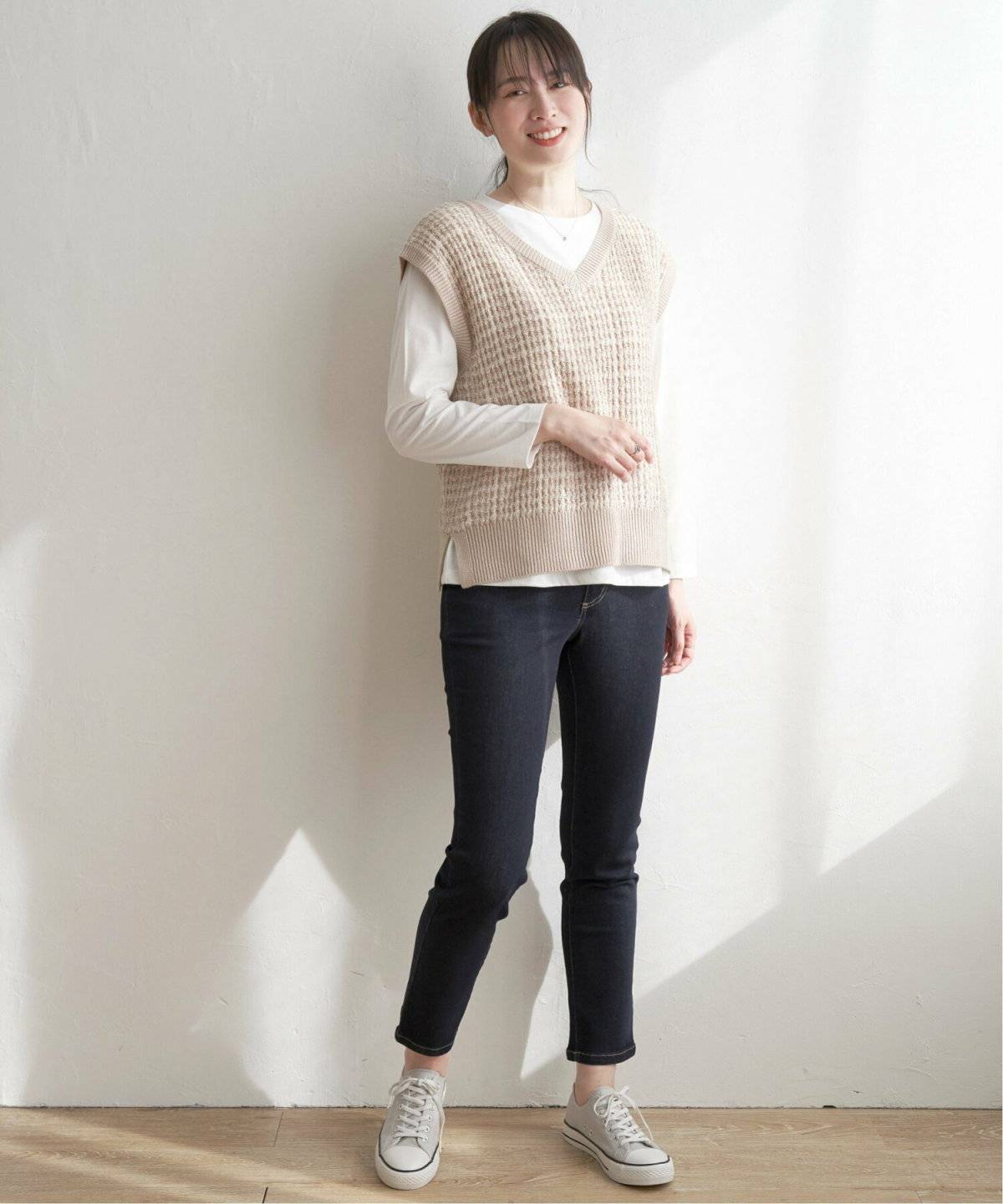 スキニーを履いた女性