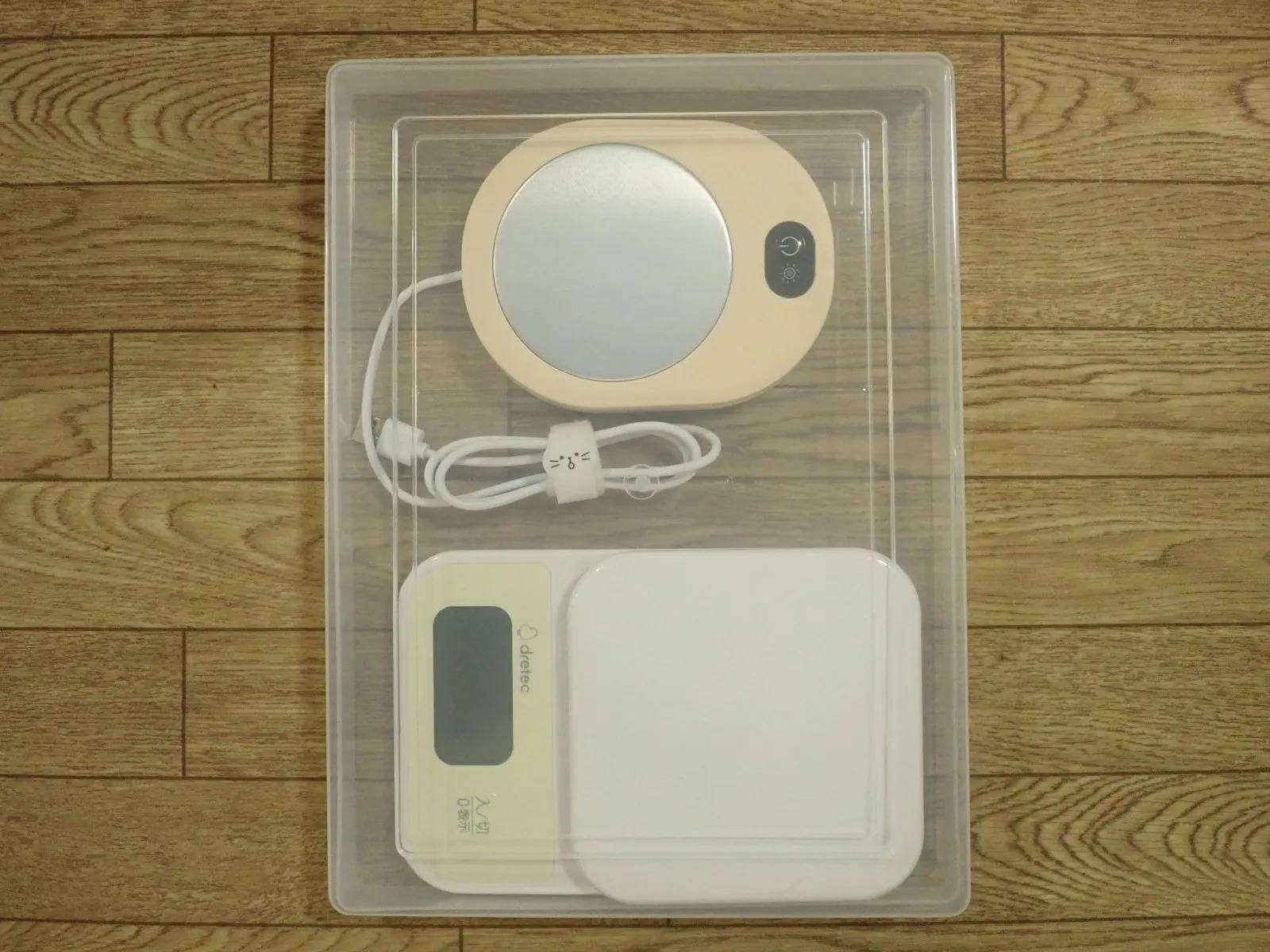 DAISO(ダイソー)：A4書類ケース