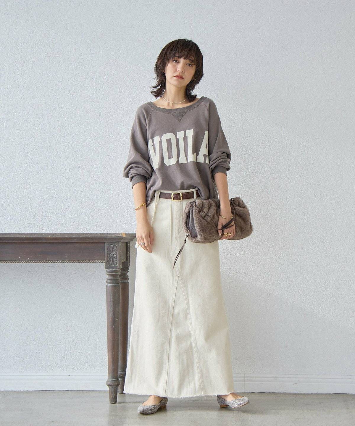 ホワイトデニムスカートコーデ