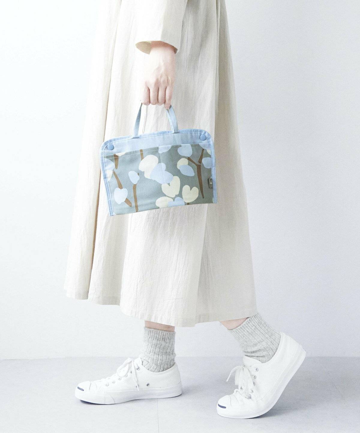 北欧ファッションの女性