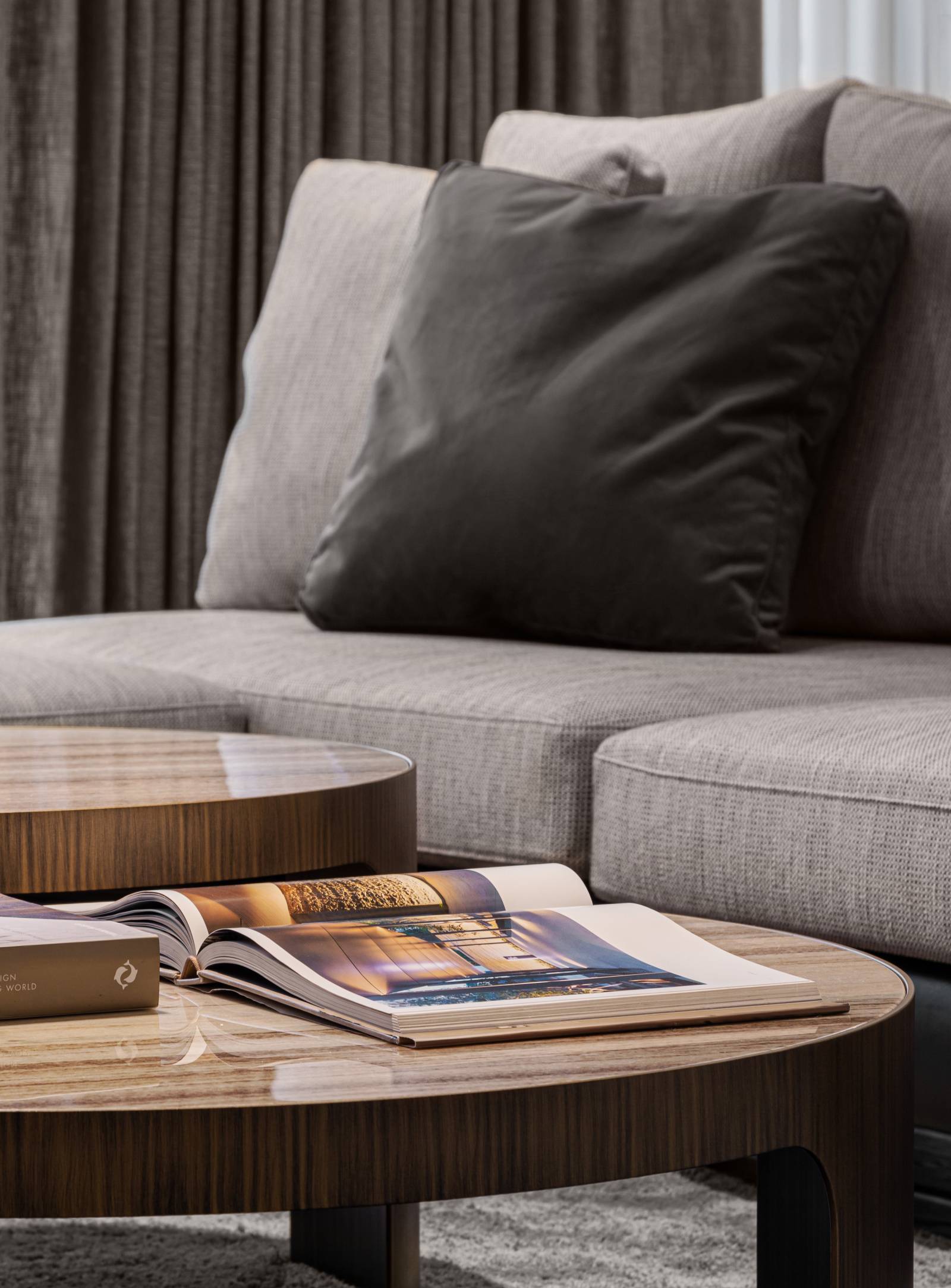 北　人気運　下がる　暗い色