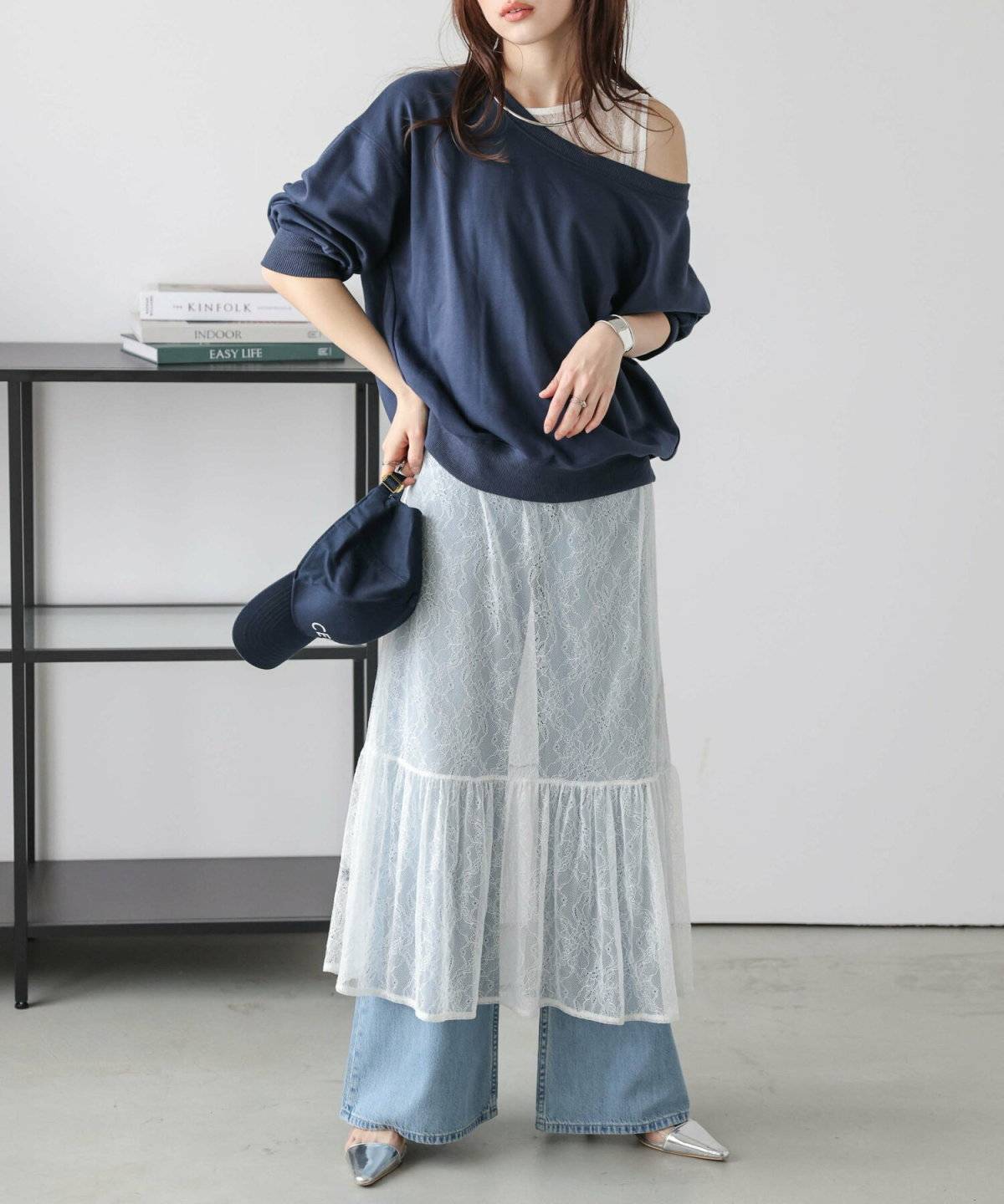 レースワンピースコーデ