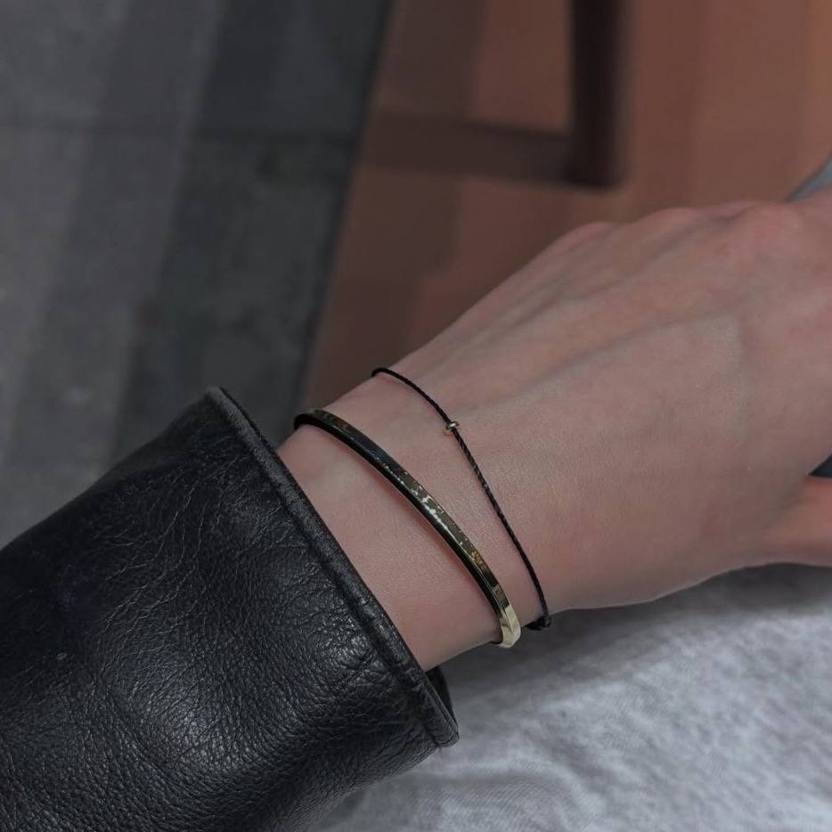 NOMJOHA のコードブレスレット