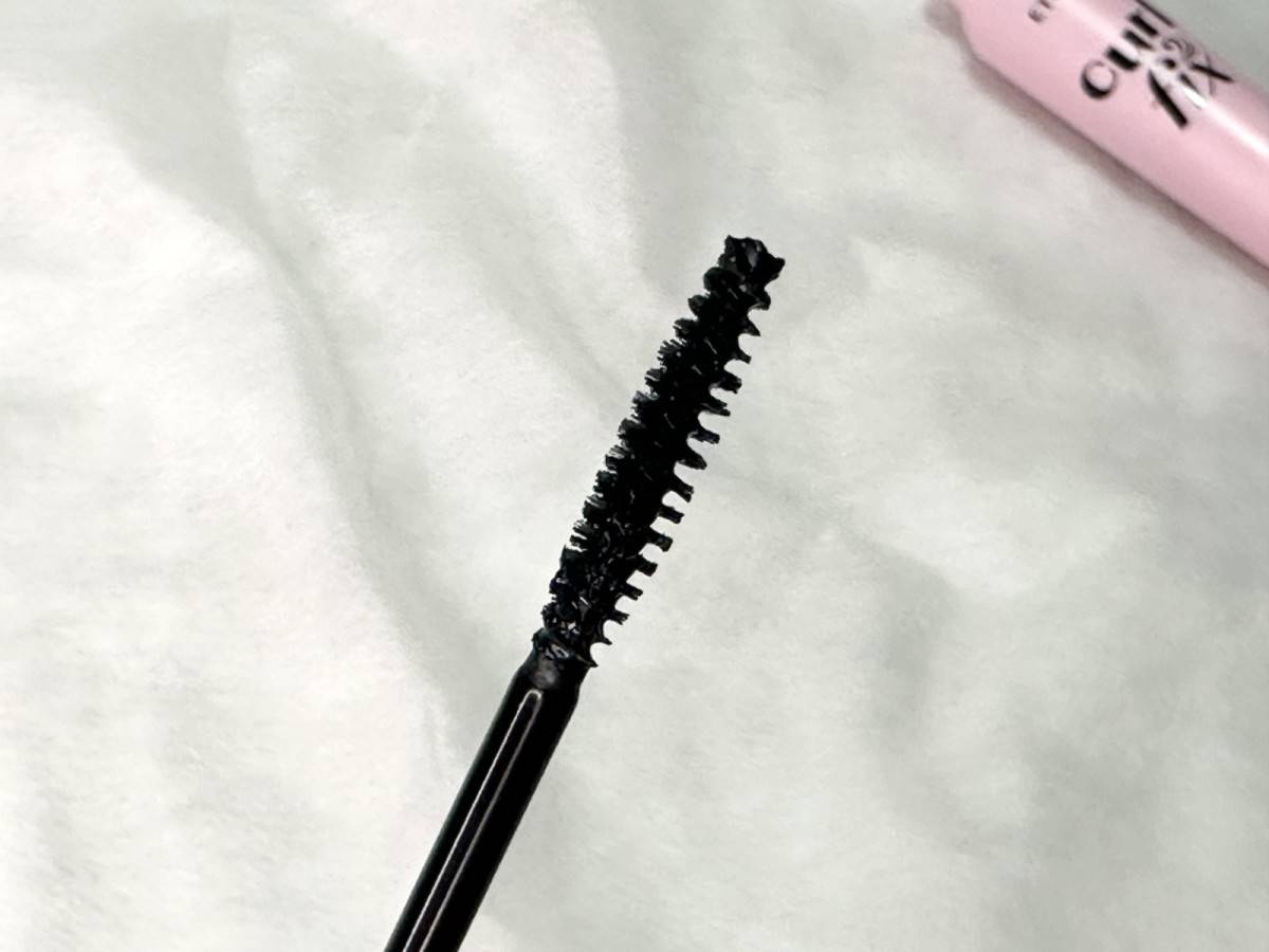 ETUDE カールフィックスマスカラ ブラシアップ画像