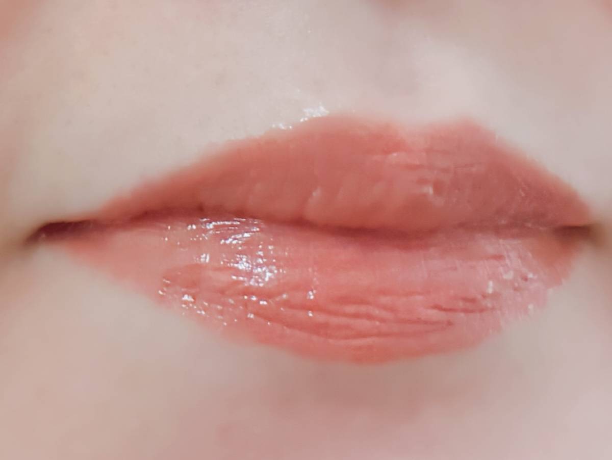 BRAYE ブレイ リップスリークミニ 03 ポシュ リップカラー 韓国コスメ 塗布後 筆者唇