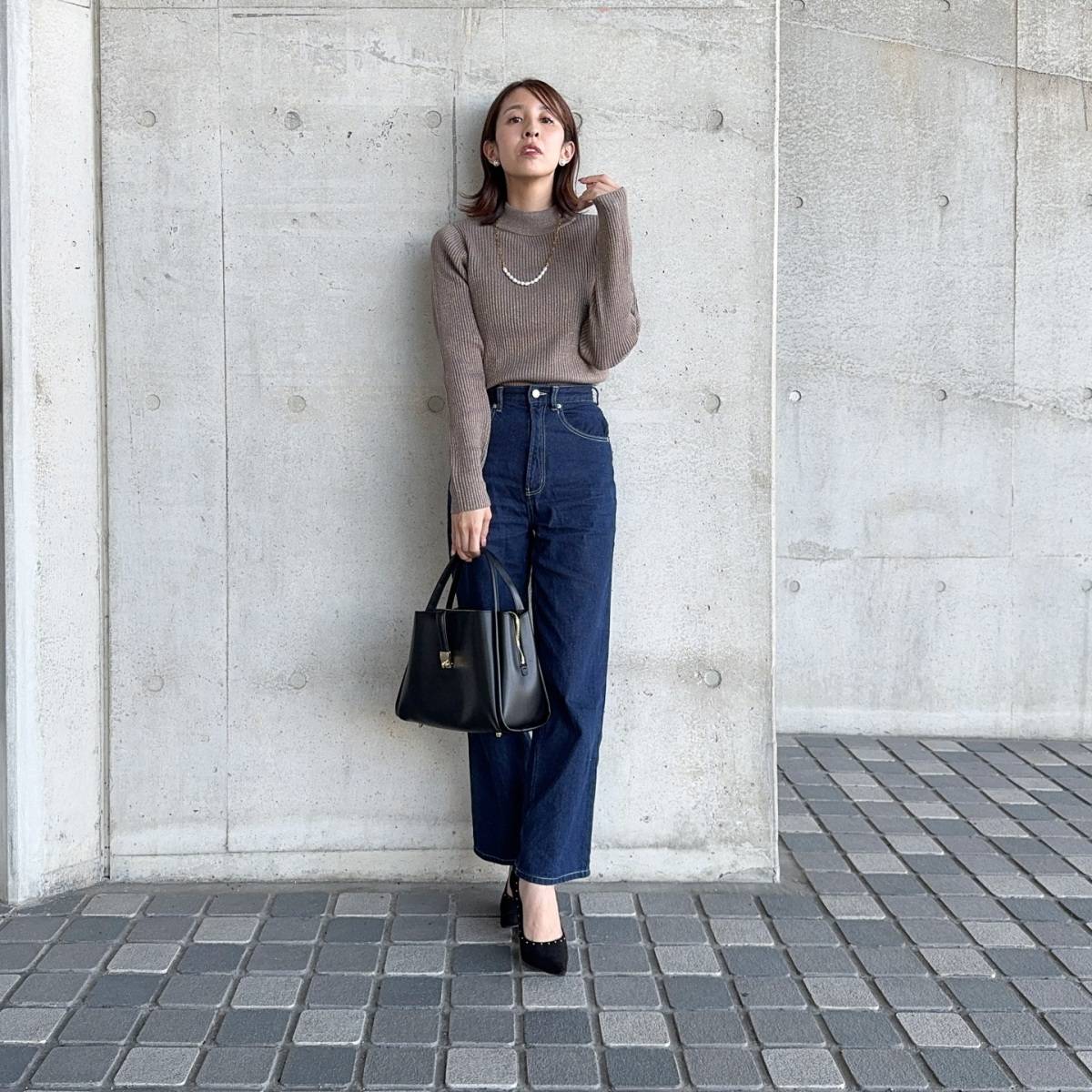 ロングネックレスをアクセントに♪