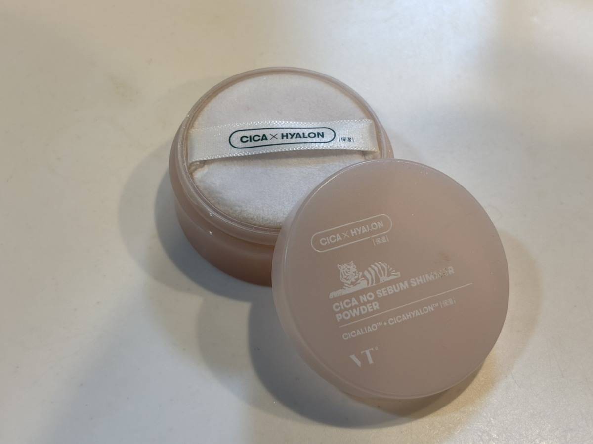 VTCOSMETICS(ブイティコスメテックス) シカ CICA ノーセバム シマーパウダー