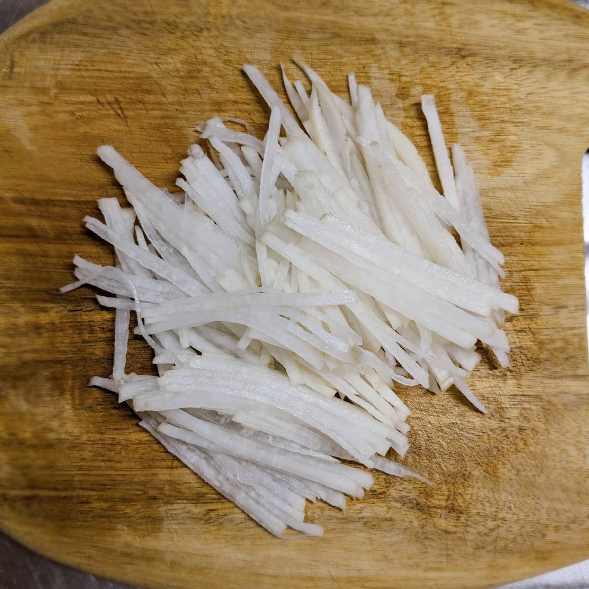 JAグループ公式の「大根と塩昆布の和え物」のレシピ