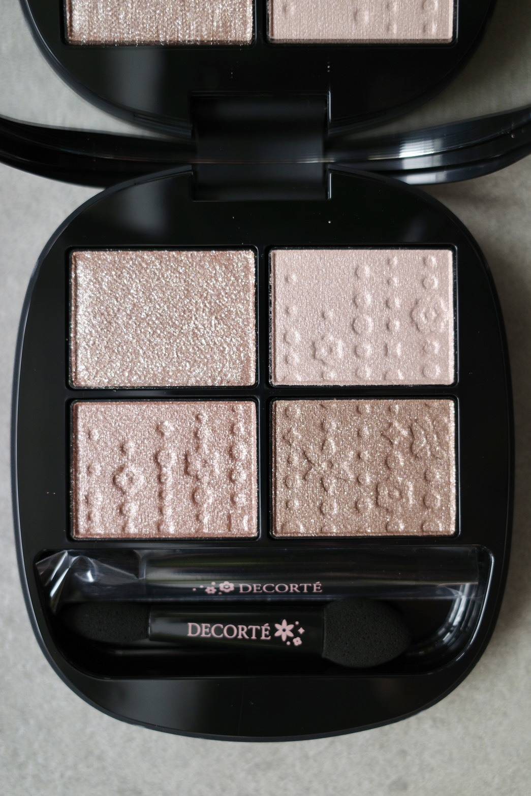 スキンシャドウ デザイニング パレット ETERNAL BLOOM 08 brilliance blink