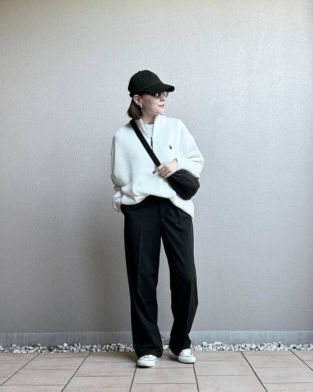 ハーフジップニットを使ったモノトーンコーデ