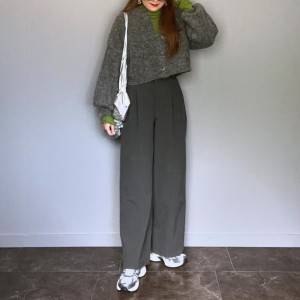 【2025年11月】もうダサ見えなんて気にしない！カーディガンコーデ5選