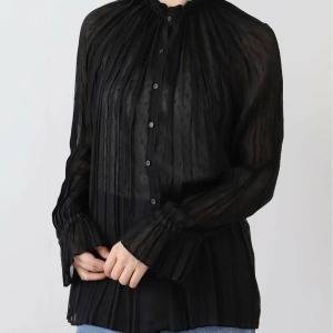 着るだけで細く見える!今手に取るべきトップス5選〜2025年晩秋〜