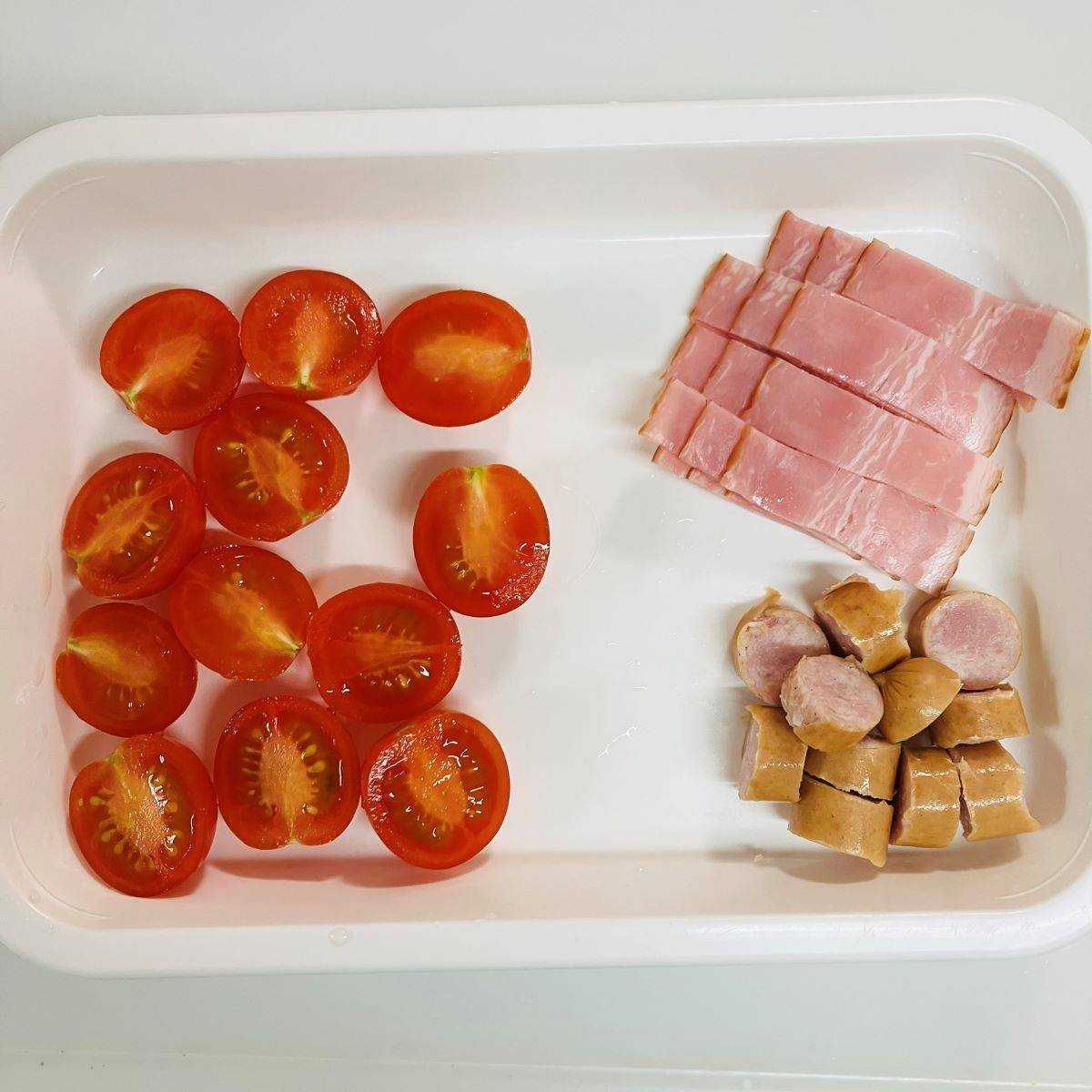 森永公式の「ほうれん草とベーコンのキッシュロレーヌ」のレシピ