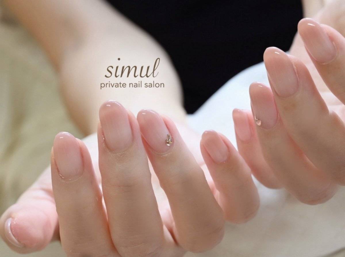 ヌーディーピンクネイル