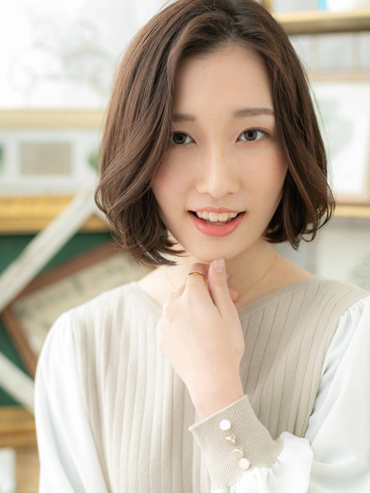 前下がりかきあげボブ