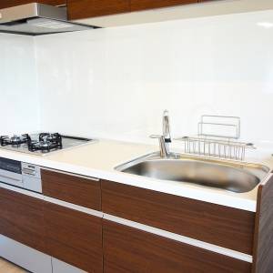 実は風水的に大正解です。キッチンにあると人気運が急上昇するもの5選