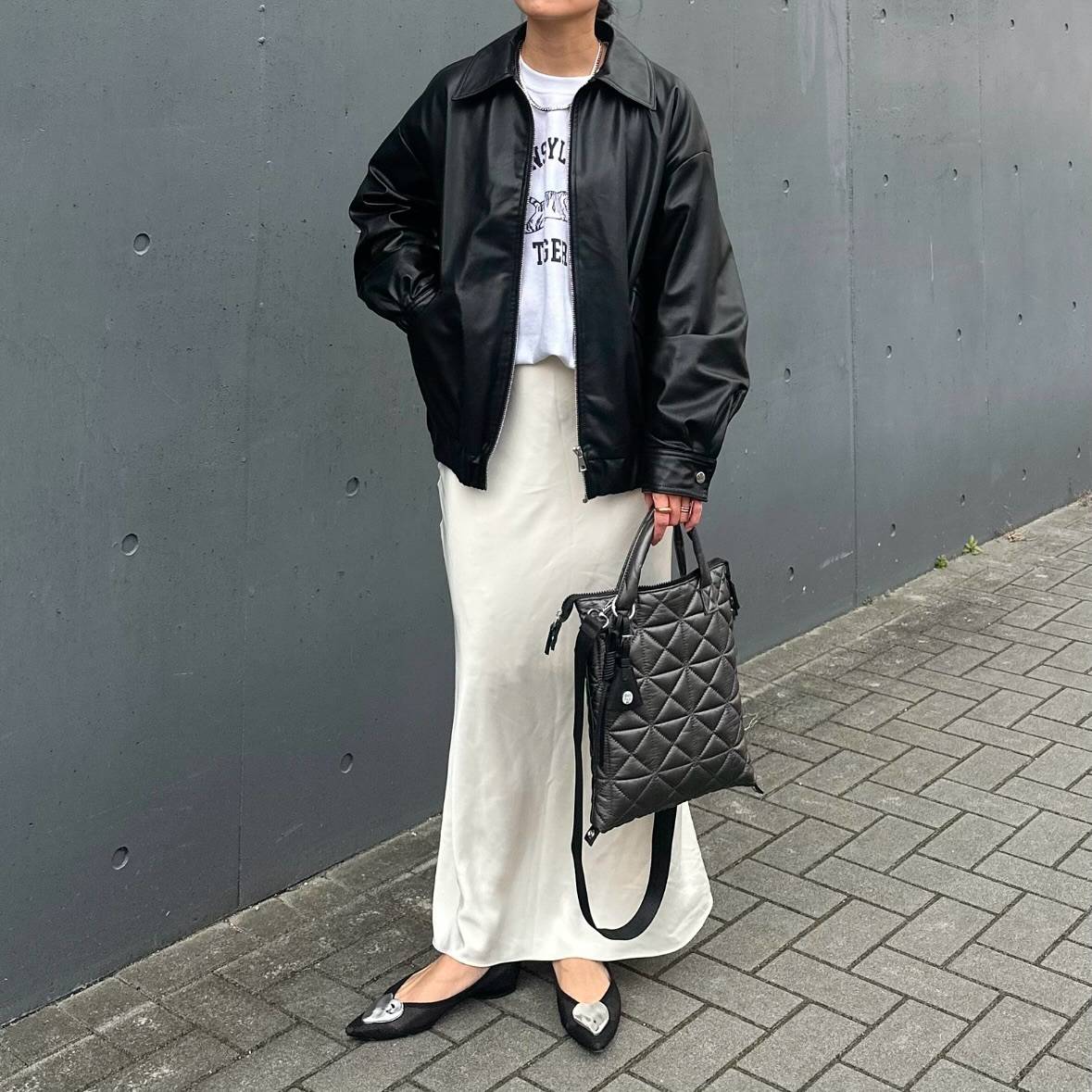レザージャケットを羽織る♪