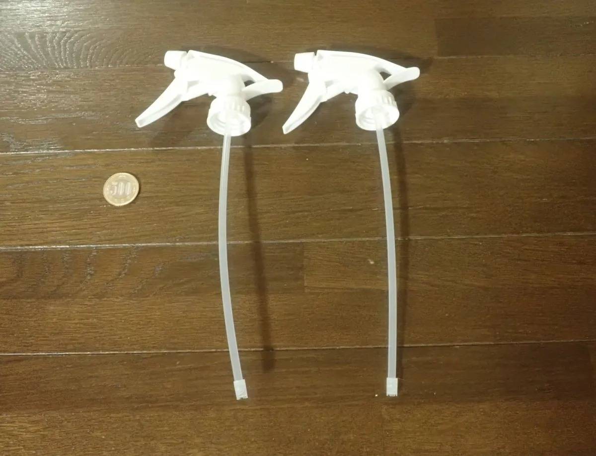 DAISO(ダイソー)：霧吹きヘッド(2個)