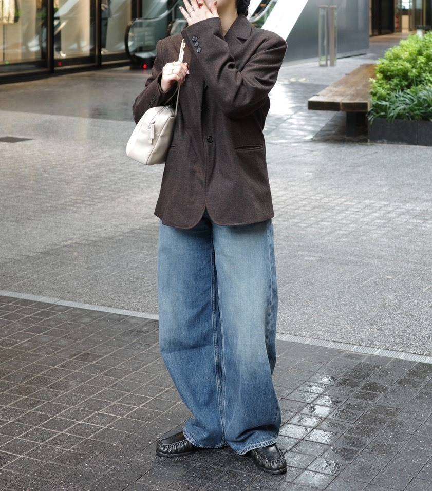 「UNIQLO」のバギーカーブジーンズコーデ