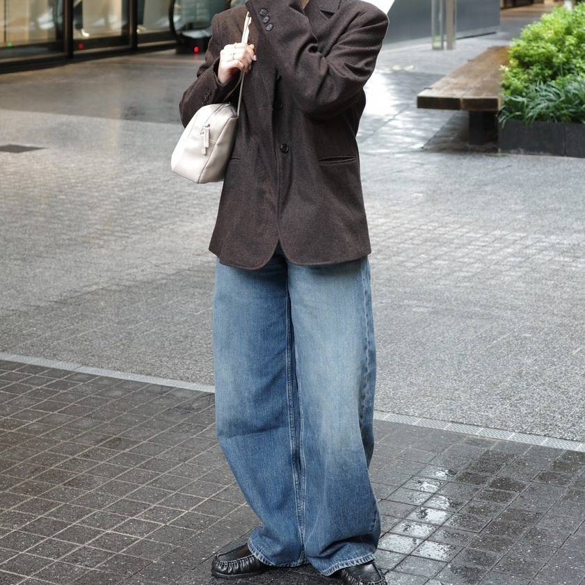 「UNIQLO」のバギーカーブジーンズコーデ