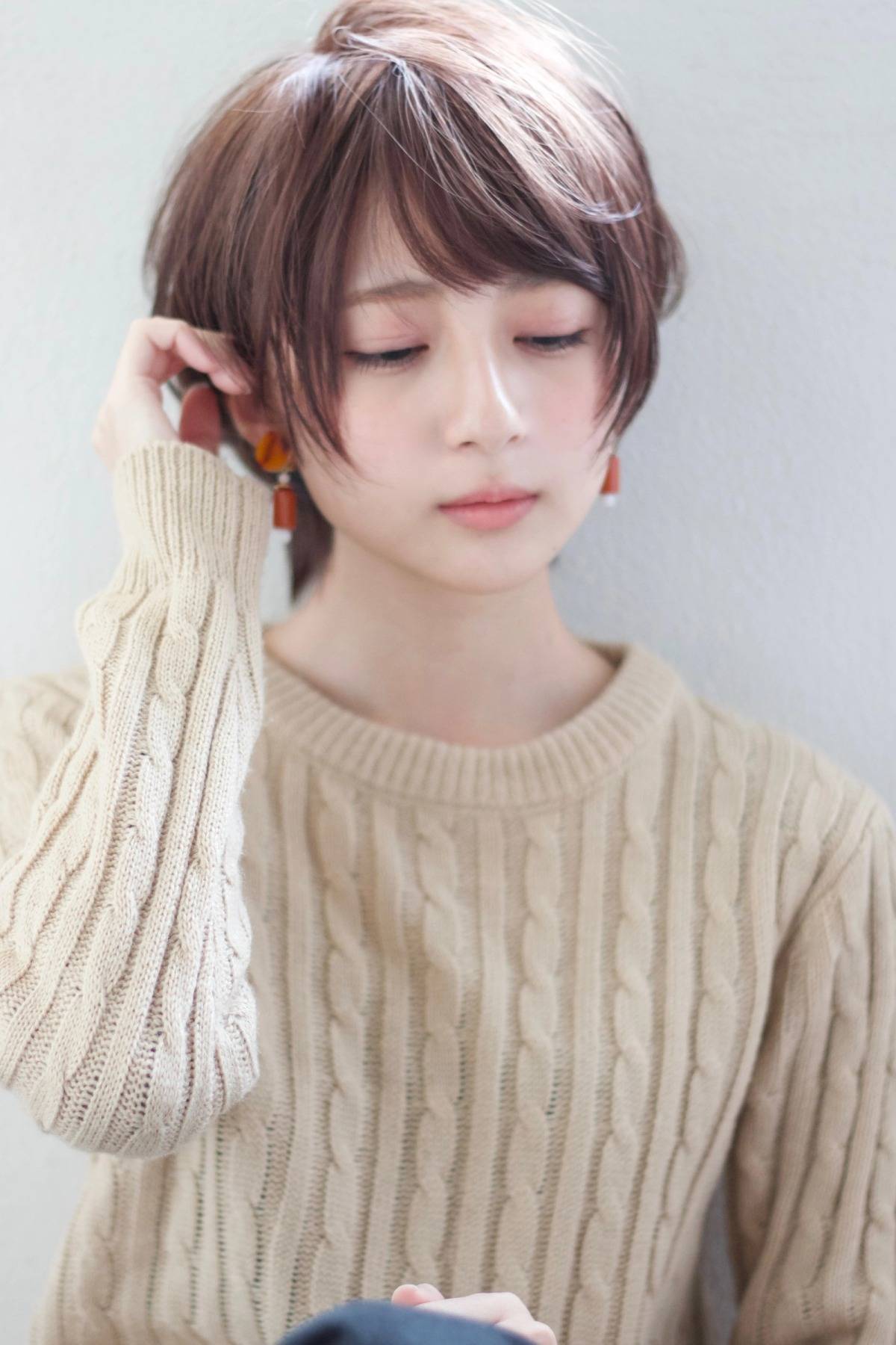 ナチュラルな丸みショート