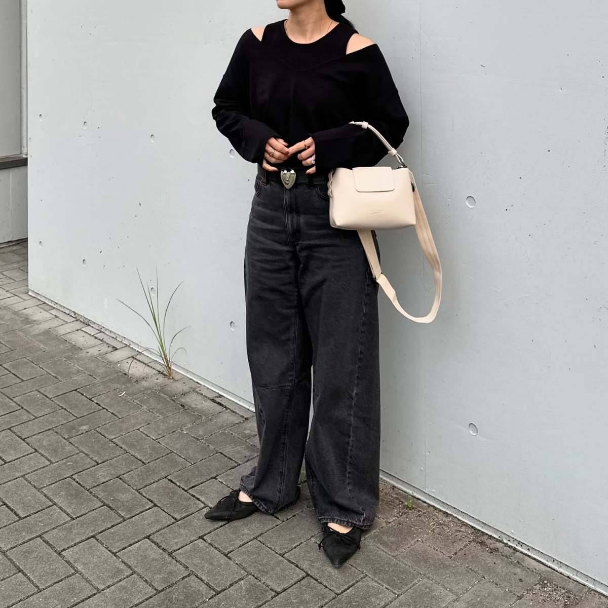 程よく肌見せをする！