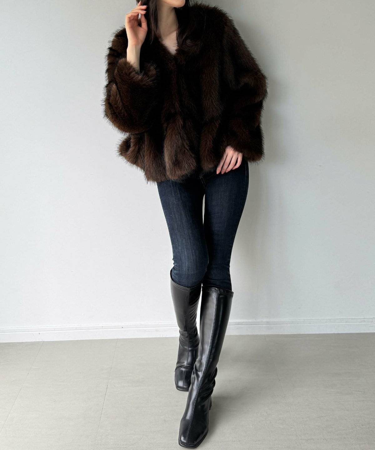 ファーコートコーデ