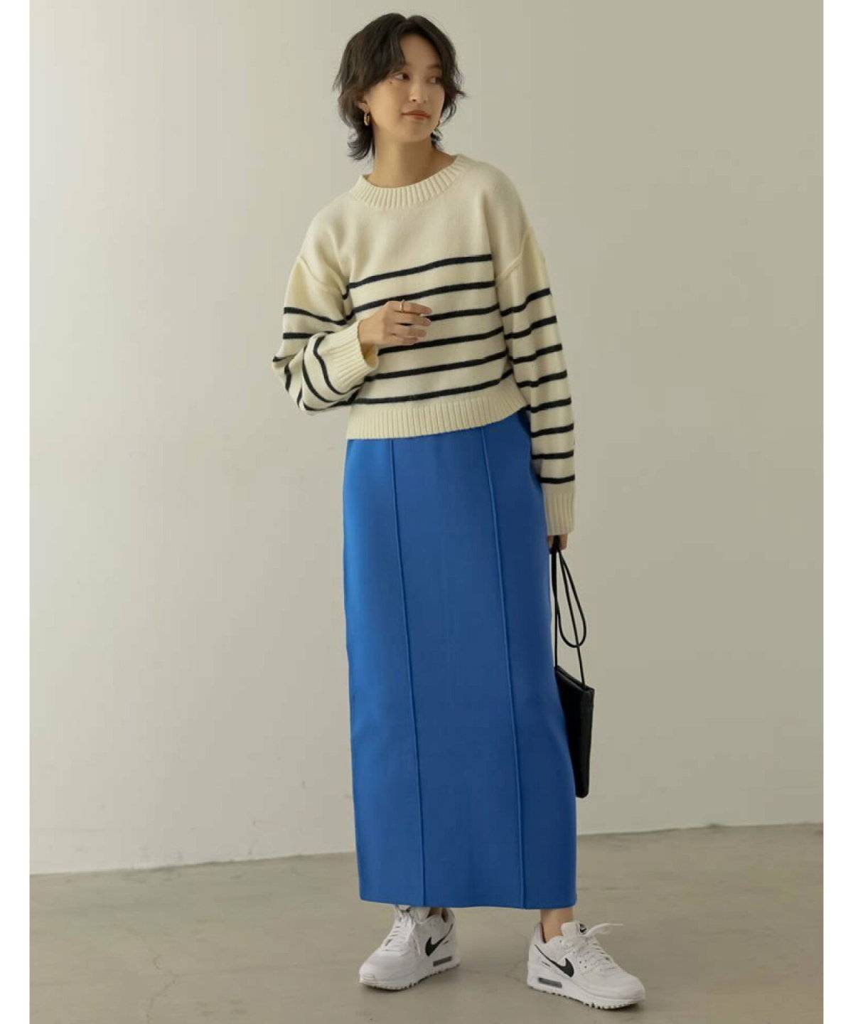 ニットスカートコーデ