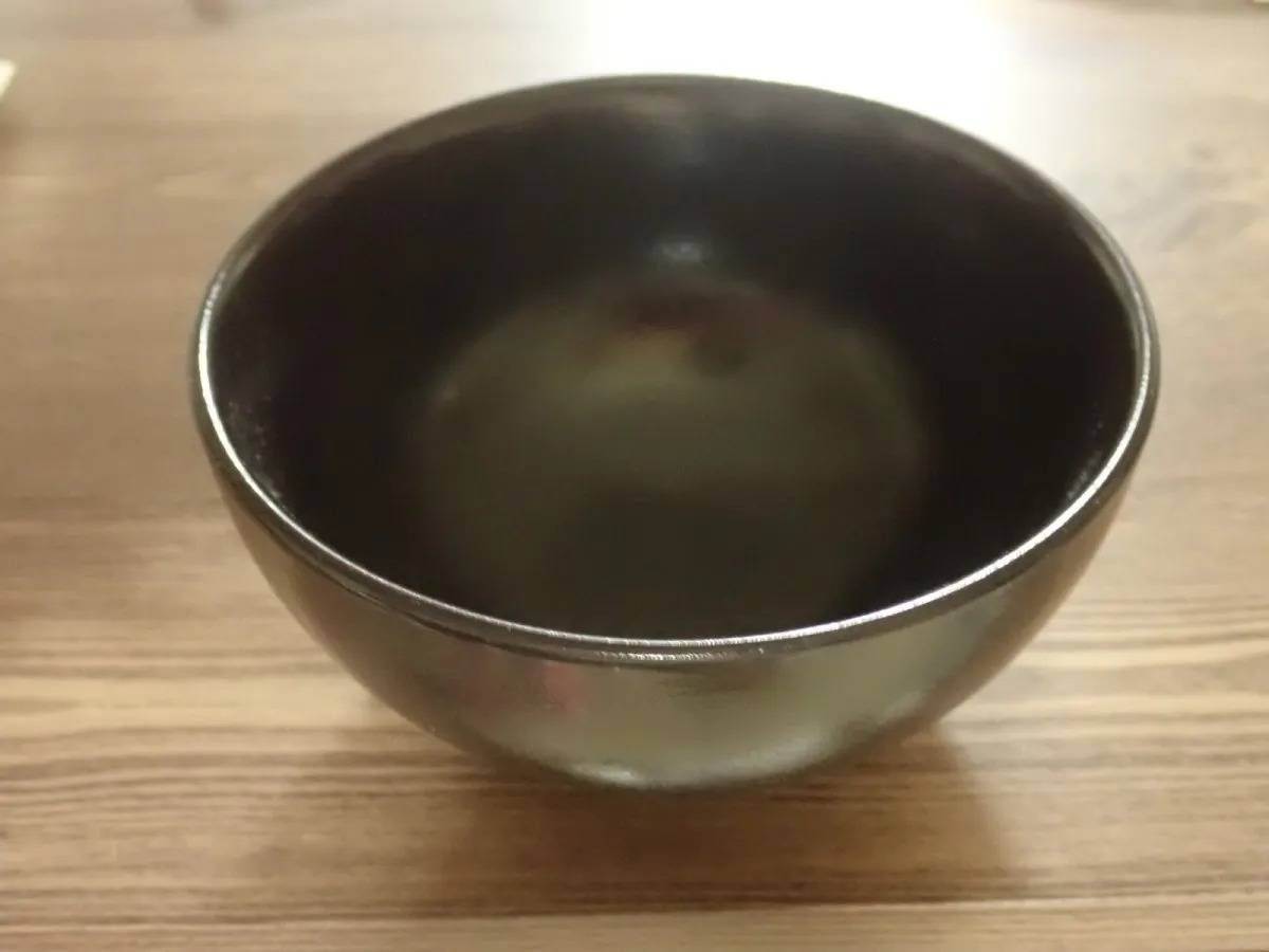 DAISO(ダイソー)：飯茶碗(黒梨釉、約12cm)