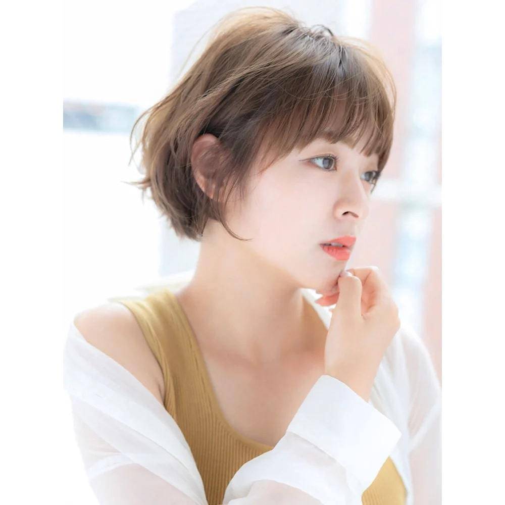 軽やかな抜け感ショートボブ