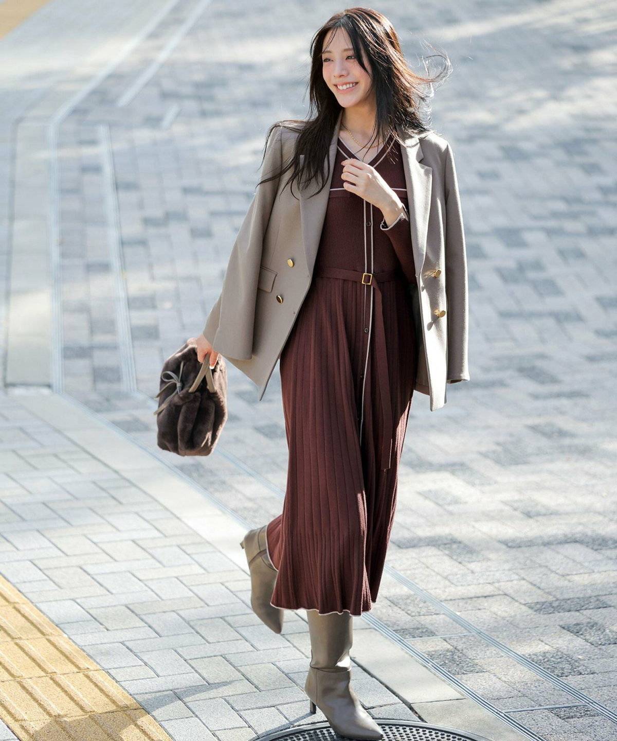 ジャケットとワンピースコーデ