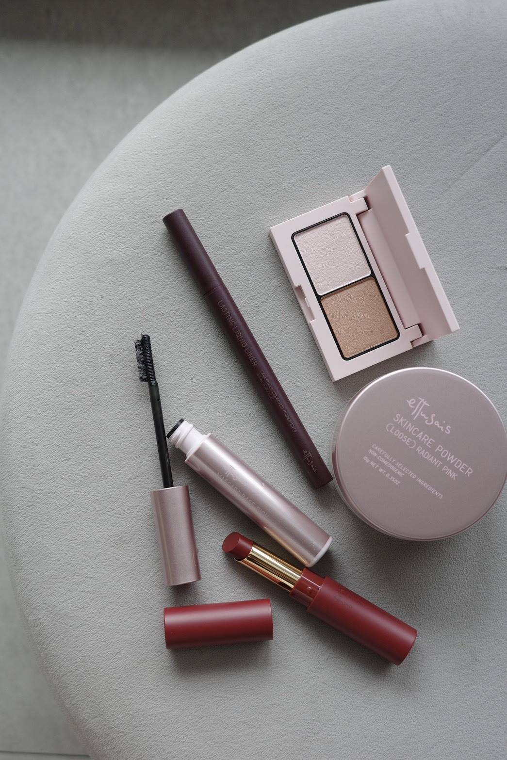 「ettusais」ウインターコレクション