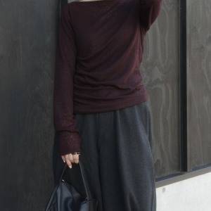 秋深さを一気に表現……！万能カラー「ボルドー」で叶える大人の旬コーデ