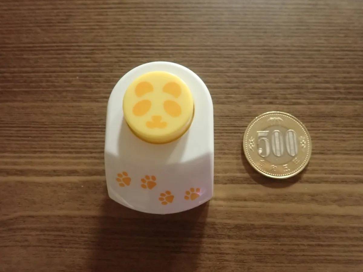 DAISO(ダイソー)：のり用パンチ アニマル