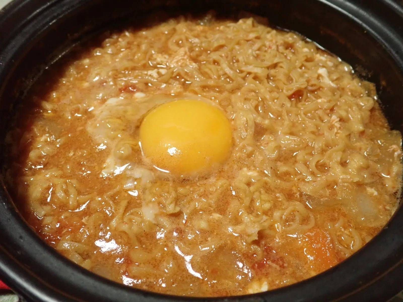 DAISO(ダイソー)：日清 鍋〆チキンラーメン