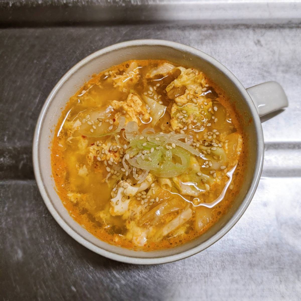 JA全農公式の「たまごとキムチの冷製スープ」のレシピ