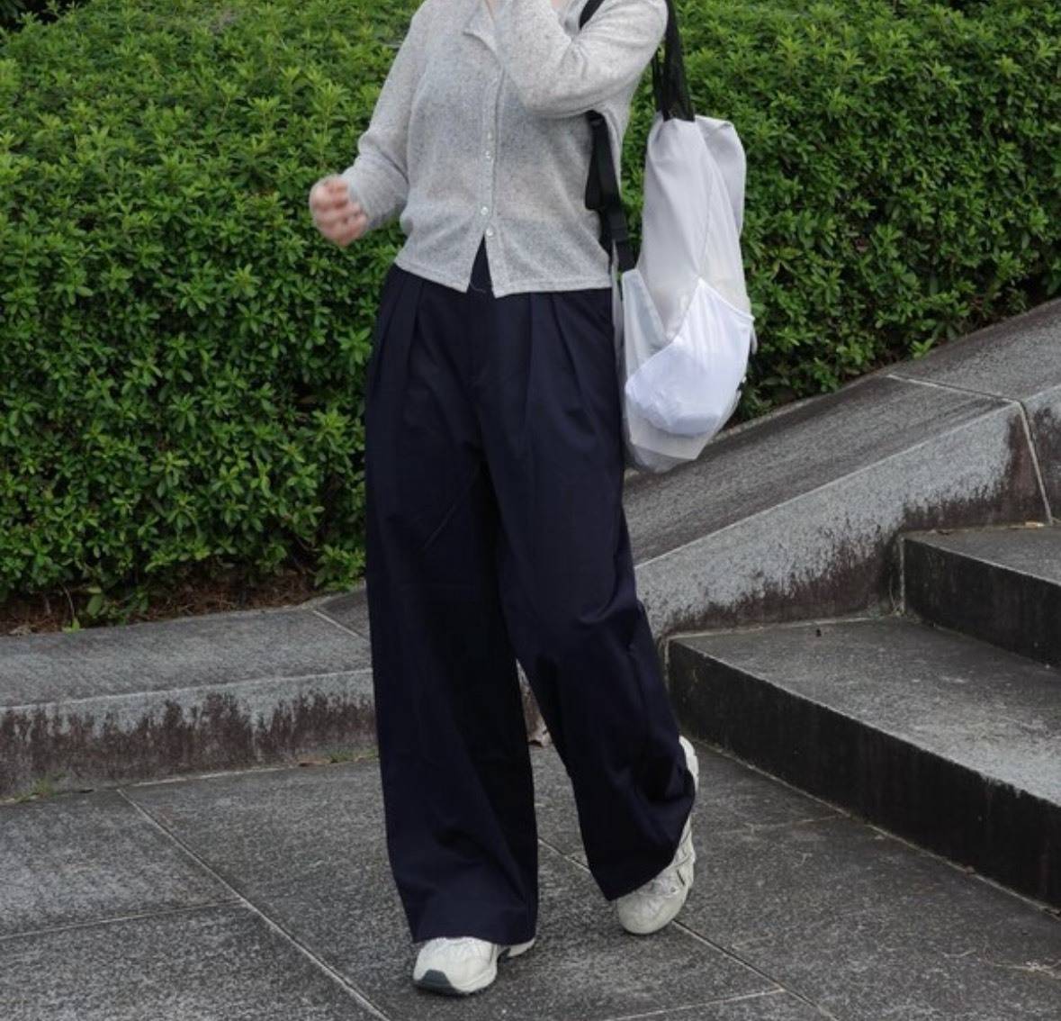 はっ水ストレッチチノパンツコーデ