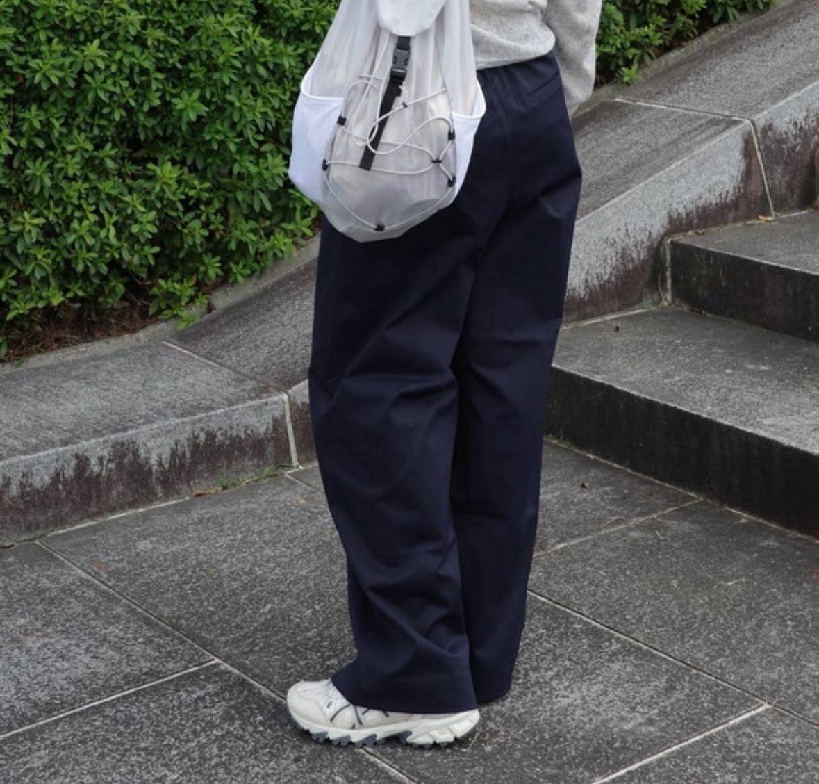 はっ水ストレッチチノパンツコーデ