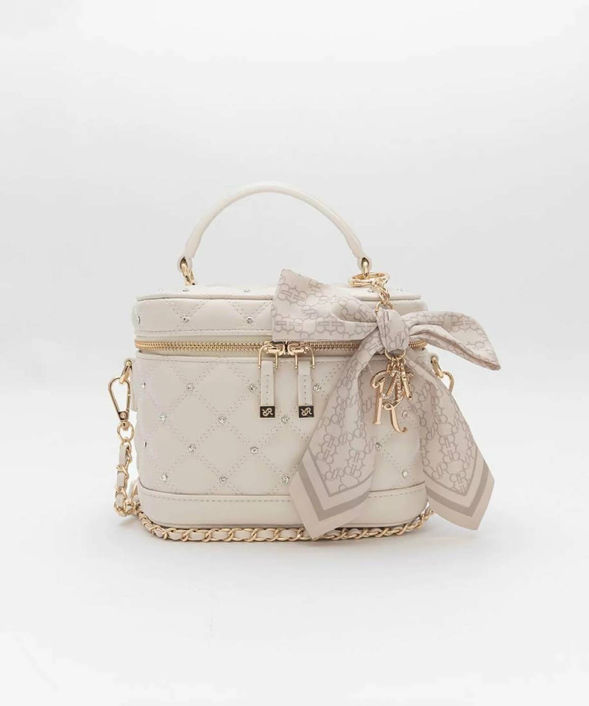 RANDA 2WAY リボンチャームキルティングバニティバッグ