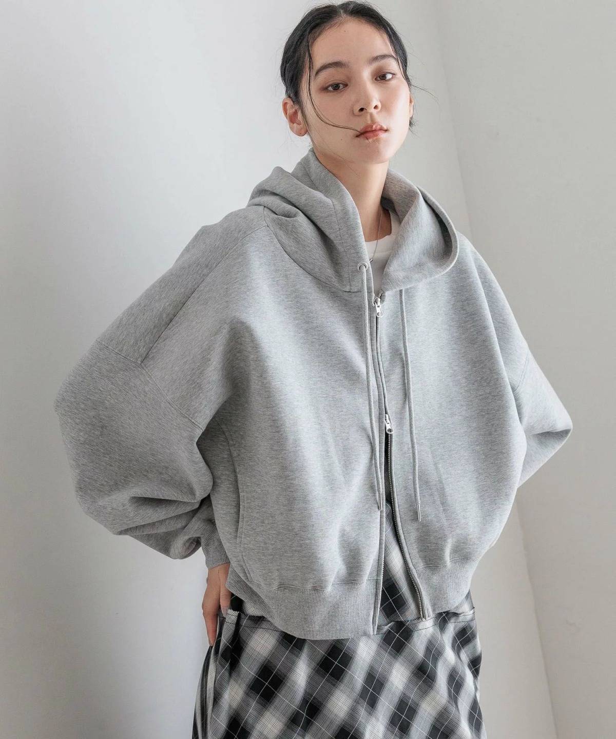 LOWRYS FARM ZIPショートフーディ