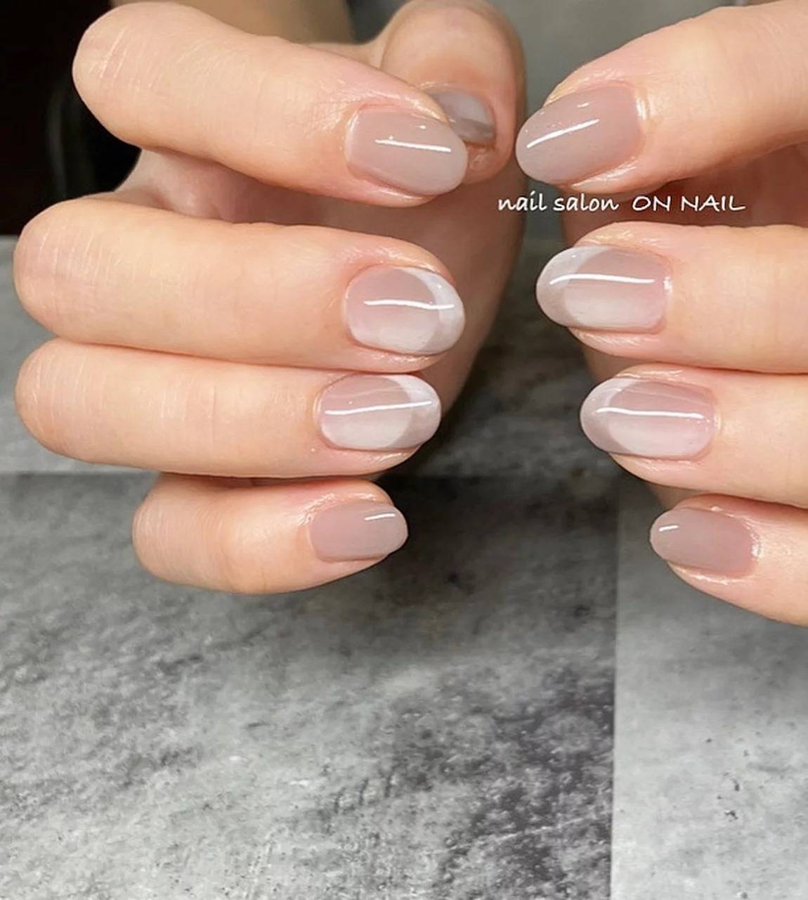 オンブレフレンチネイル