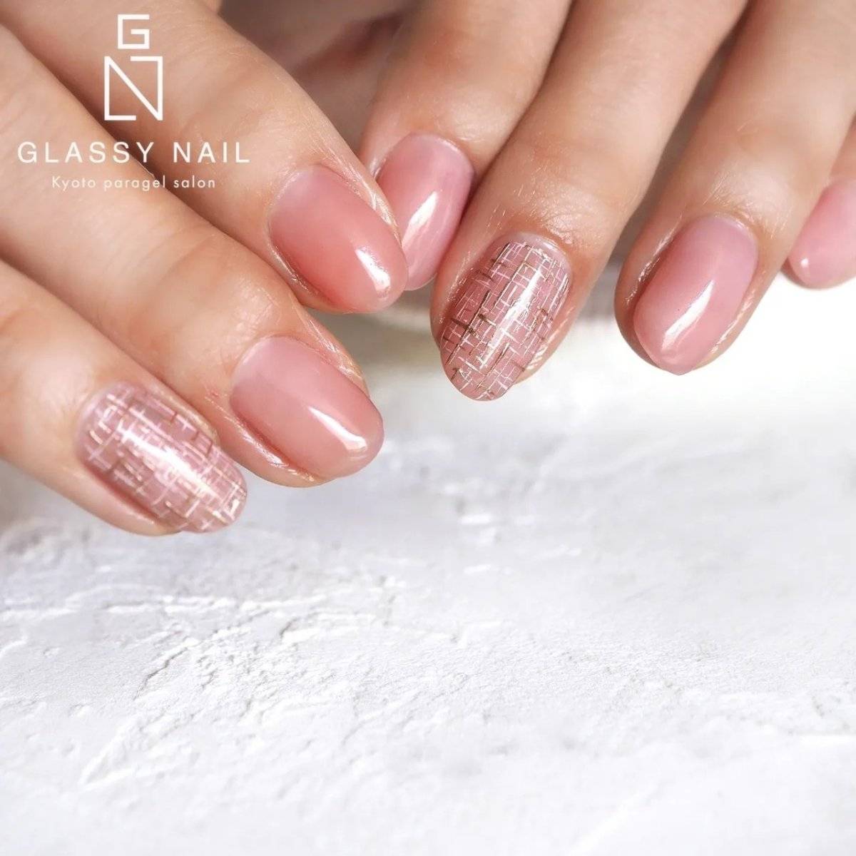 クリアピンクネイル