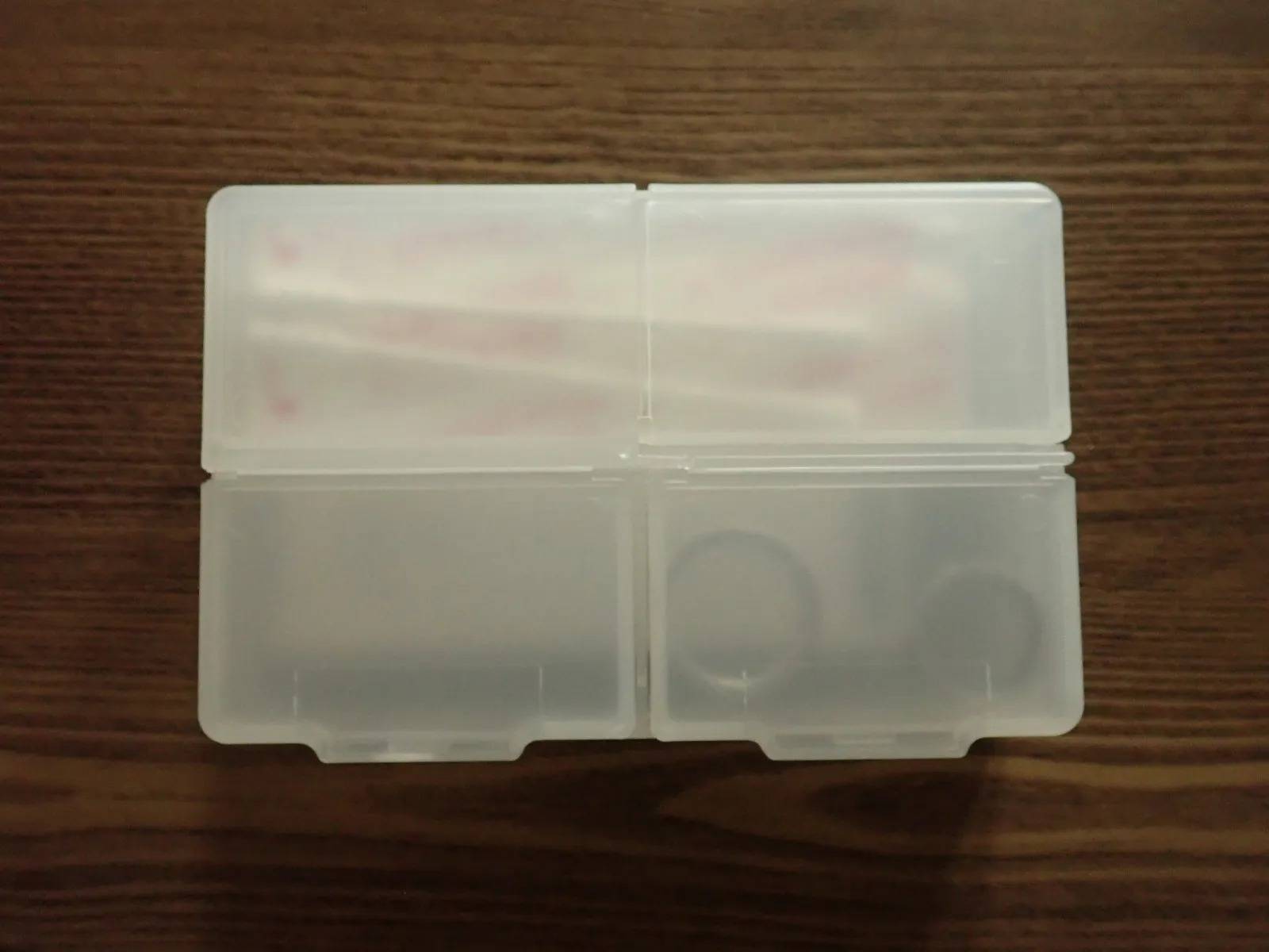 DAISO(ダイソー)：両面収納小物ケース