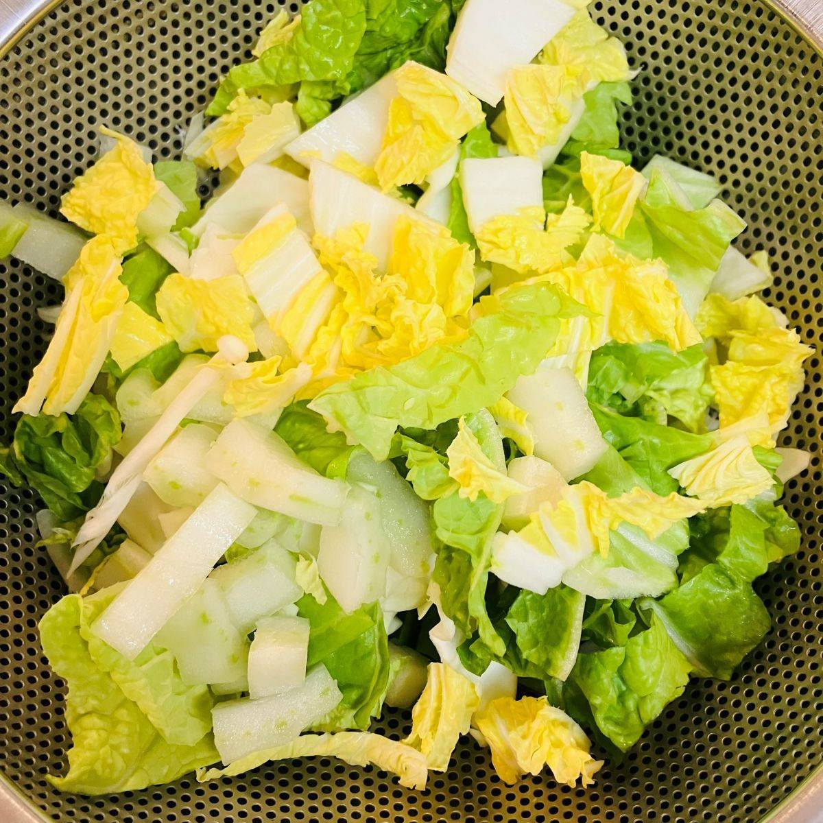 JAグループ公式の「キャベツと白菜人参の炒め味噌汁」のレシピ