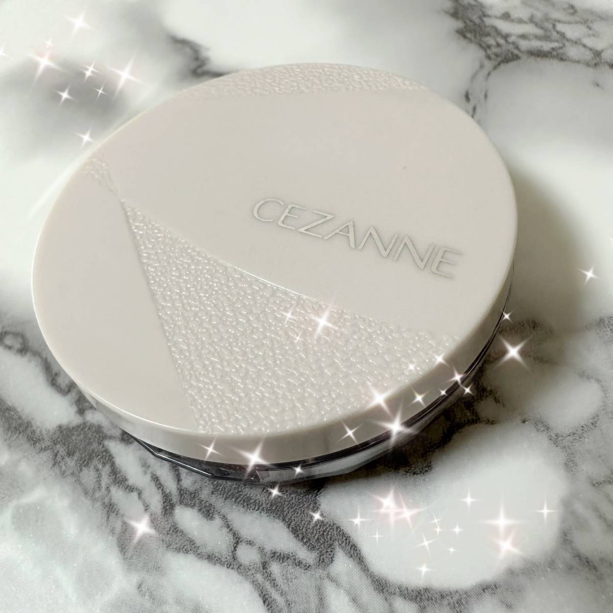 CEZANNE 毛穴レスパウダー