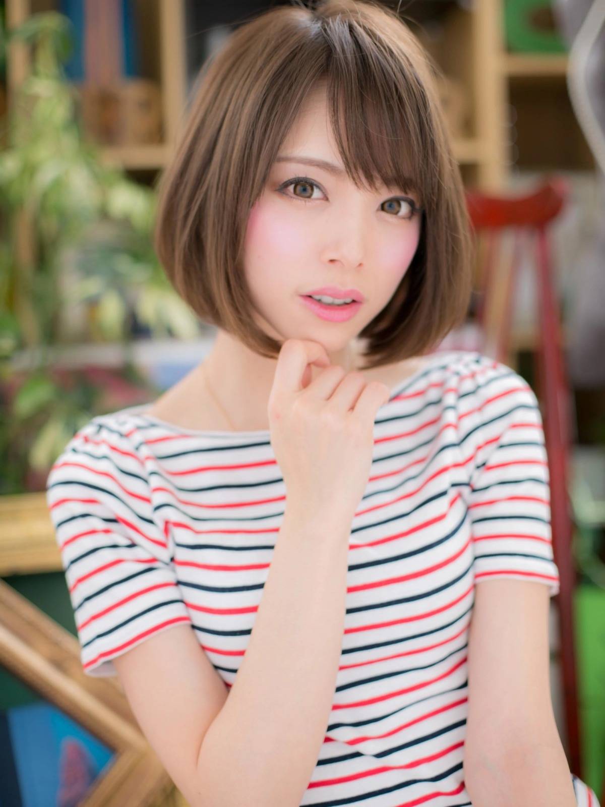 シンプル前下がりボブ