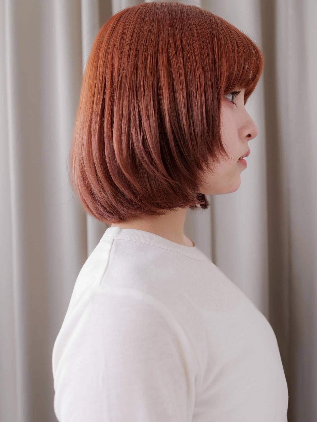 ボルドーカラーのツヤボブ