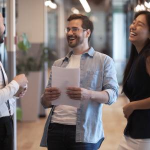 モテるイケオジがよく使う。ユーモアがある40代50代男性の口癖5選